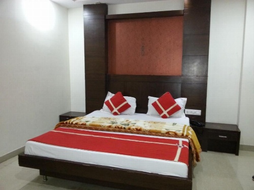 Hotel Shivam International image 4
